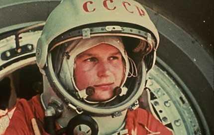 بیوگرافی یوری گاگارین، نخستین فضانورد جهان