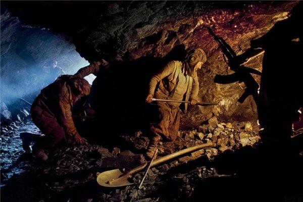 ۲ کارگر در معدن «تاشکوییه» بافق جان باختند