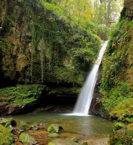 آبشار زمرد، یکی از زیباترین آبشار های ایران