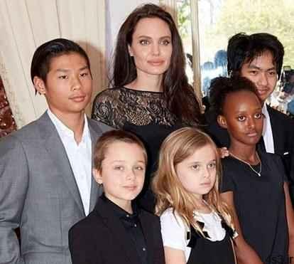 جدیدترین عکس‌ های آنجلینا جولی و فرزندانش
