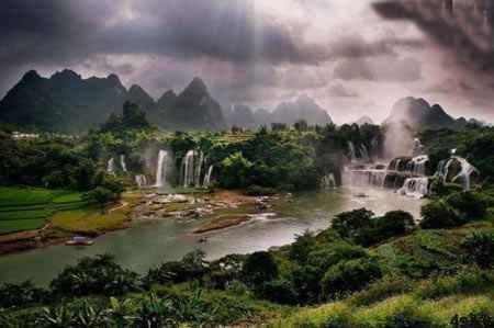 آبشاری شگفت انگیز در مرز ویتنام و چین + تصاویر