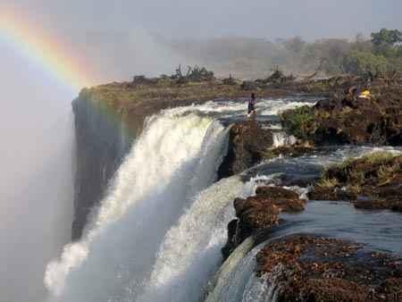 استخر شنای شیطان در زیمباوه (+تصاویر)
