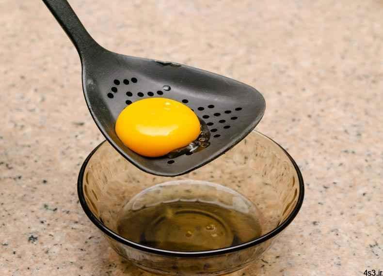 جدا کردن زرده از سفیده تخم مرغ