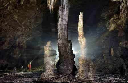غار ار وانگ دانگ یکی از دیدنی ترین غار های دنیا