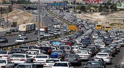 ترافیک سنگین در آزادراه قزوین_کرج / بارش باران در محورهای مواصلاتی ۶ استان کشور