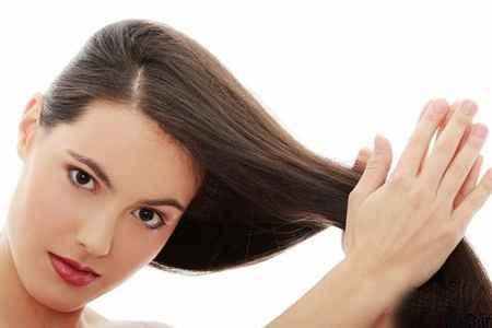 ۴ درمان خانگی برای ریزش مو