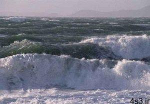 دریاهای جنوب طوفانی است؛ امواج ۳ متری در دریای عمان سایت 4s3.ir